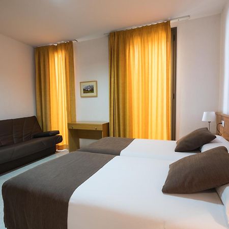 Hotel Alta Garrotxa Tortella ภายนอก รูปภาพ