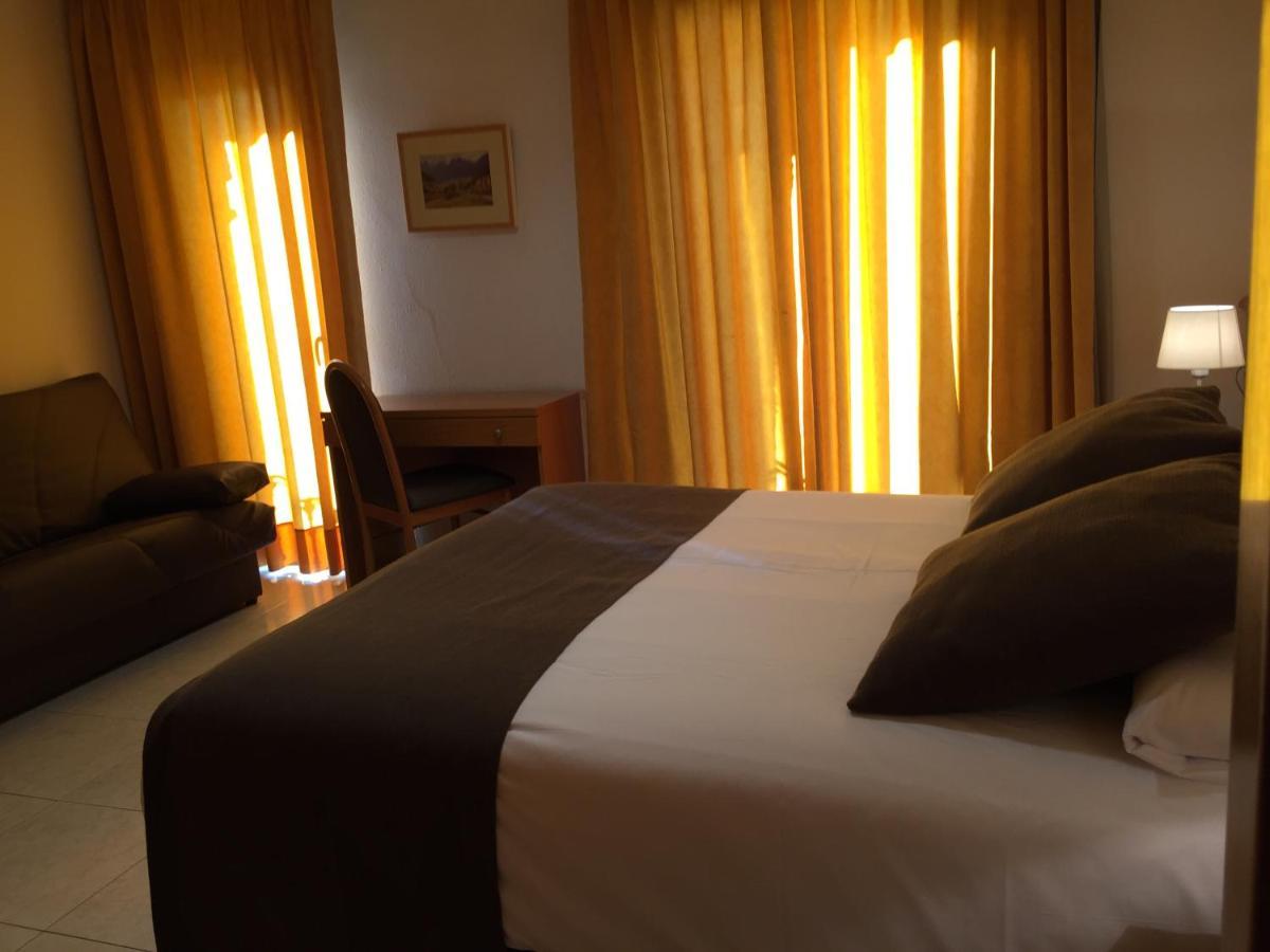 Hotel Alta Garrotxa Tortella ภายนอก รูปภาพ